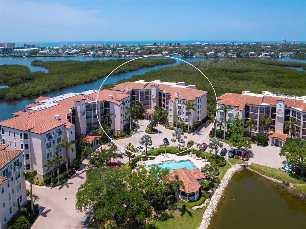 Picture of 5430 Eagles Point Circle Unit 101, Sarasota, FL 34231