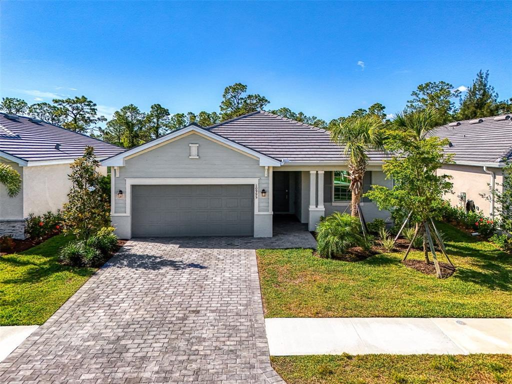 Picture of 10995 Pinot Drive, Venice, FL 34293