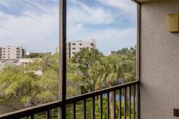 Picture of 1316 Pasadena Avenue S Unit 303, South Pasadena, FL 33707