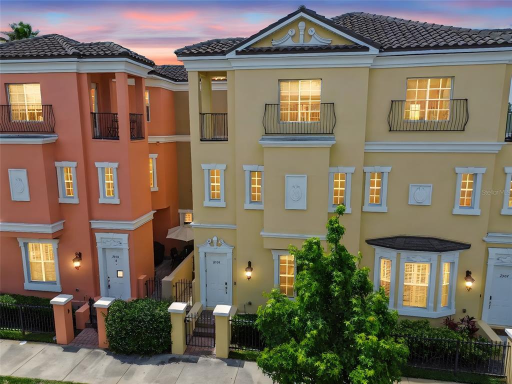 Picture of 2305 Victoria Gardens Lane, Tampa, FL 33609