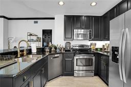 Picture of 7503 Mourning Dove Circle Unit 101, Reunion, FL 34747