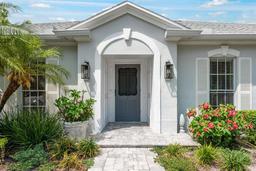 Picture of 1 Curacao Circle Unit 44, Englewood, FL 34223