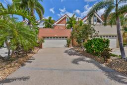 Picture of 813 Symphony Isles Boulevard, Apollo Beach, FL 33572