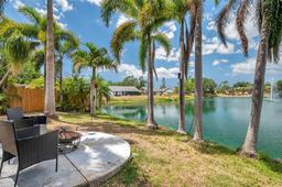 Picture of 3558 65Th Avenue Circle E, Sarasota, FL 34243