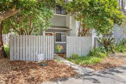 Picture of 4115 NW 46Th Drive Unit 128, Gainesville, FL 32606