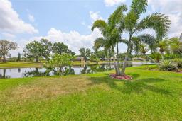 Picture of 815 Silverthorn Lane Unit 0, Sun City Center, FL 33573