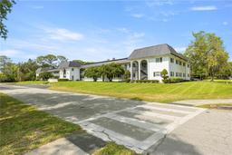 Picture of 1640 NE 40Th Avenue Unit 107, Ocala, FL 34470