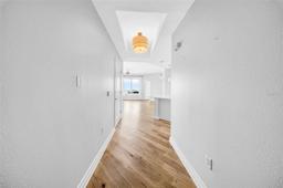 Picture of 1209 E Cumberland Avenue Unit 2006, Tampa, FL 33602