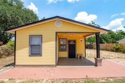 Picture of 305 Armour Avenue, Auburndale, FL 33823
