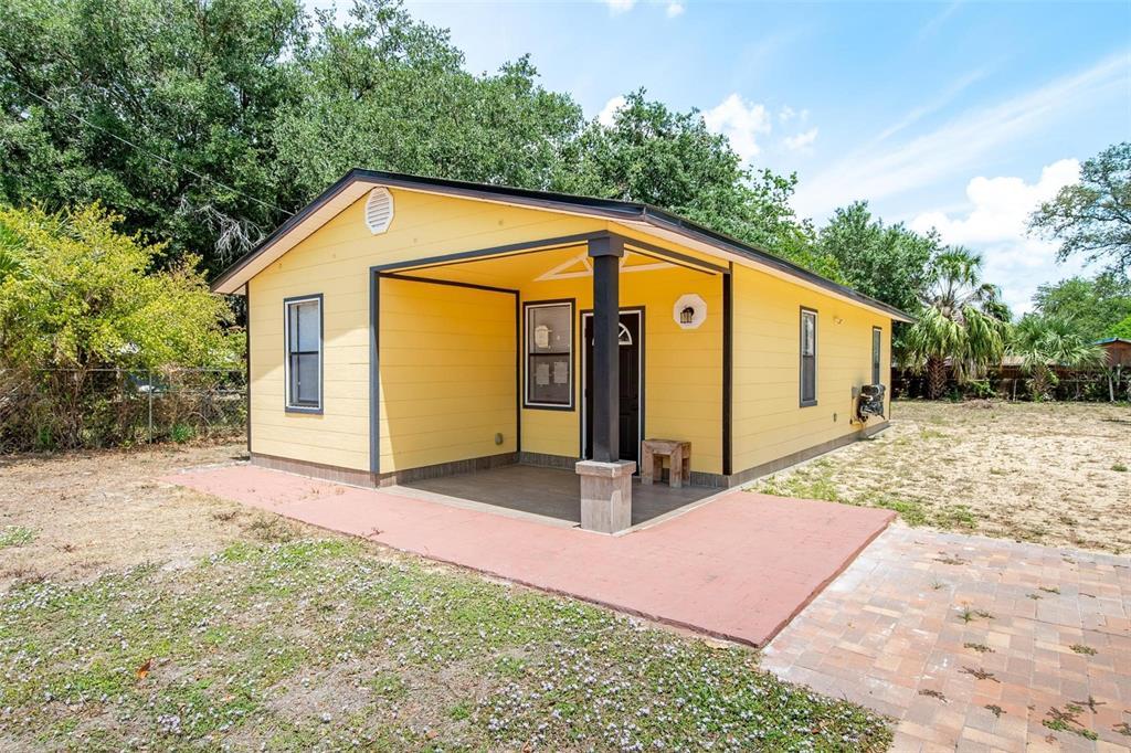 Picture of 305 Armour Avenue, Auburndale, FL 33823