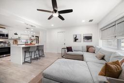 Picture of 14 S Meteor Avenue, Clearwater, FL 33765