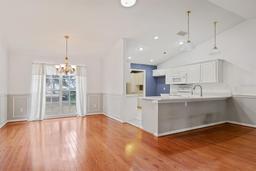 Picture of 802 Mendonsa Road, Plant City, FL 33563
