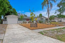 Picture of 8407 Granite Place, Tampa, FL 33615