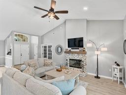Picture of 1024 Destin Drive, Lake Wales, FL 33898