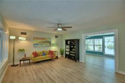 Picture of 346 Tanager Court, Lakeland, FL 33803