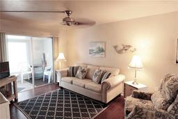 Picture of 5877 17Th Street W Unit B4, Bradenton, FL 34207