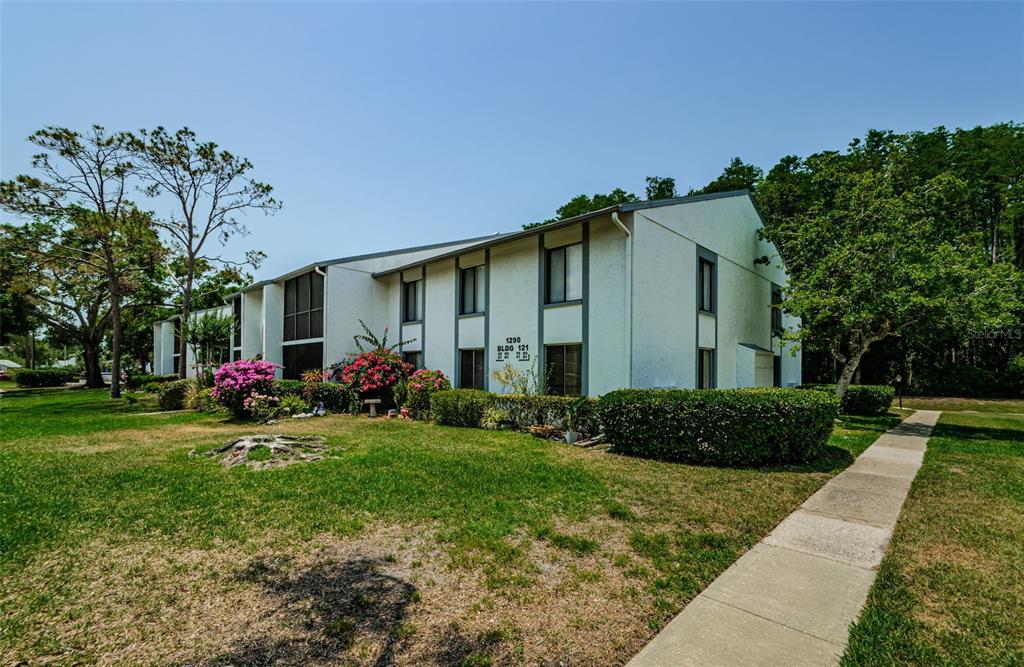 Picture of 1290 Pine Ridge Circle E Unit G1, Tarpon Springs, FL 34688