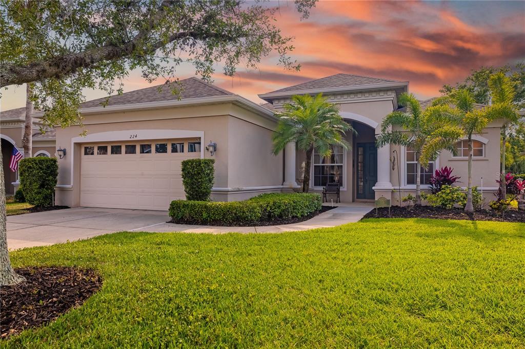 Picture of 224 Dahlia Court, Bradenton, FL 34212