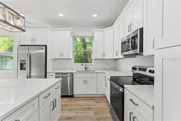Picture of 8906 N Otis Avenue, Tampa, FL 33604