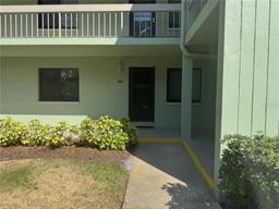 Picture of 129 Caryl Way Unit 129, Oldsmar, FL 34677