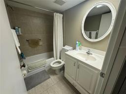 Picture of 129 Caryl Way Unit 129, Oldsmar, FL 34677