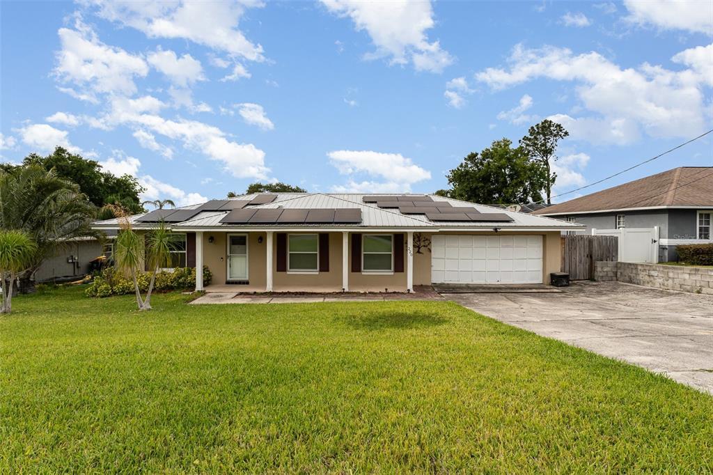 Picture of 220 Escambia Drive, Winter Haven, FL 33884