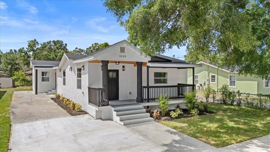 Picture of 3215 E Powhatan Avenue, Tampa, FL 33610