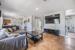 Picture of 6816 13Th Street N, St Petersburg, FL 33702