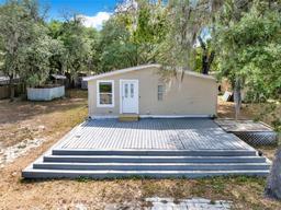 Picture of 107 Riverside Trail, Satsuma, FL 32189