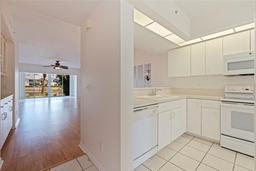 Picture of 402 Laurel Lake Drive Unit 104, Venice, FL 34292
