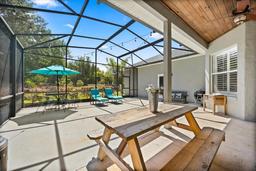 Picture of 28924 Discovery Road, Tavares, FL 32778