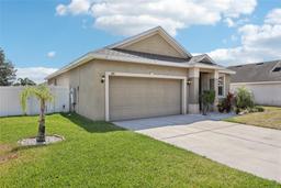 Picture of 140 Highland Meadows Street, Davenport, FL 33837