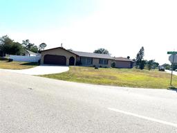 Picture of 423 Yorkshire St, Port Charlotte, FL 33954