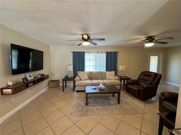 Picture of 423 Yorkshire St, Port Charlotte, FL 33954