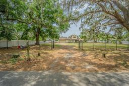 Picture of 8908 Hixon Road, Tampa, FL 33626