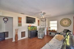 Picture of 224 Raymond Avenue, Frostproof, FL 33843