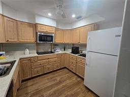 Picture of 3105 Gulfgate Drive, Sarasota, FL 34231