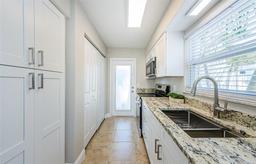 Picture of 2186 Edythe Drive Unit 11, Dunedin, FL 34698