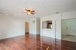 Picture of 122 Vista Verdi Circle Unit 236, Lake Mary, FL 32746