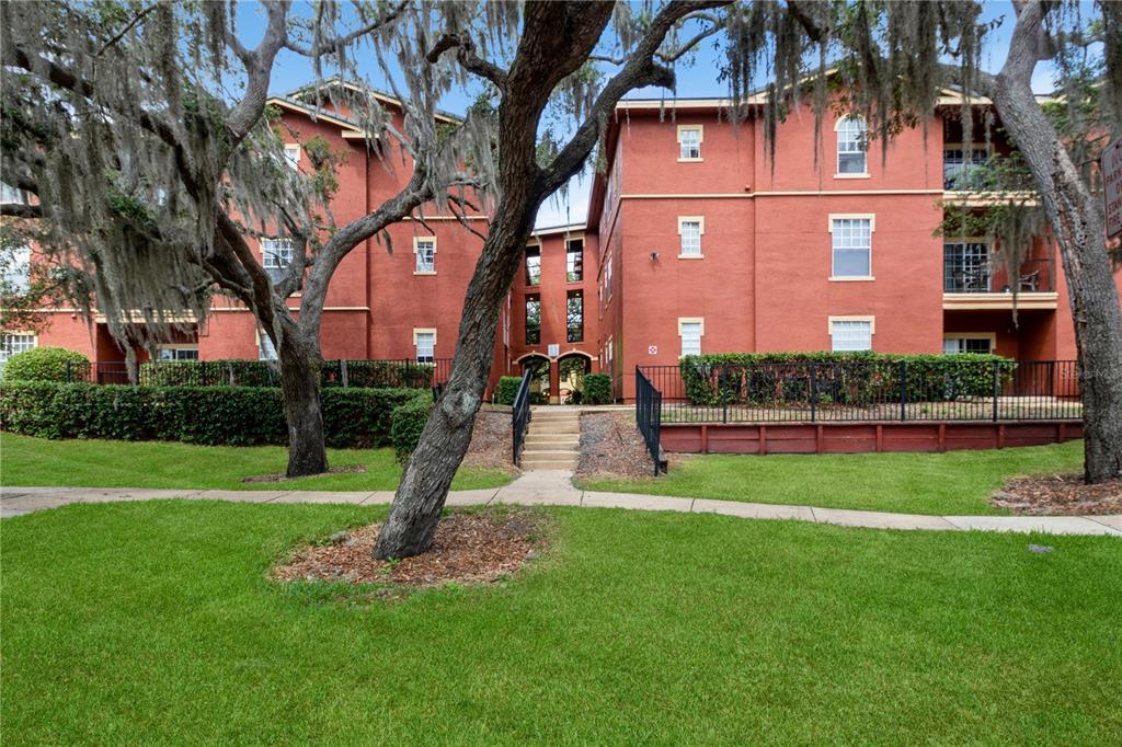 Picture of 122 Vista Verdi Circle Unit 236, Lake Mary, FL 32746