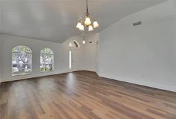 Picture of 10048 Creek Bluff Drive, Riverview, FL 33578