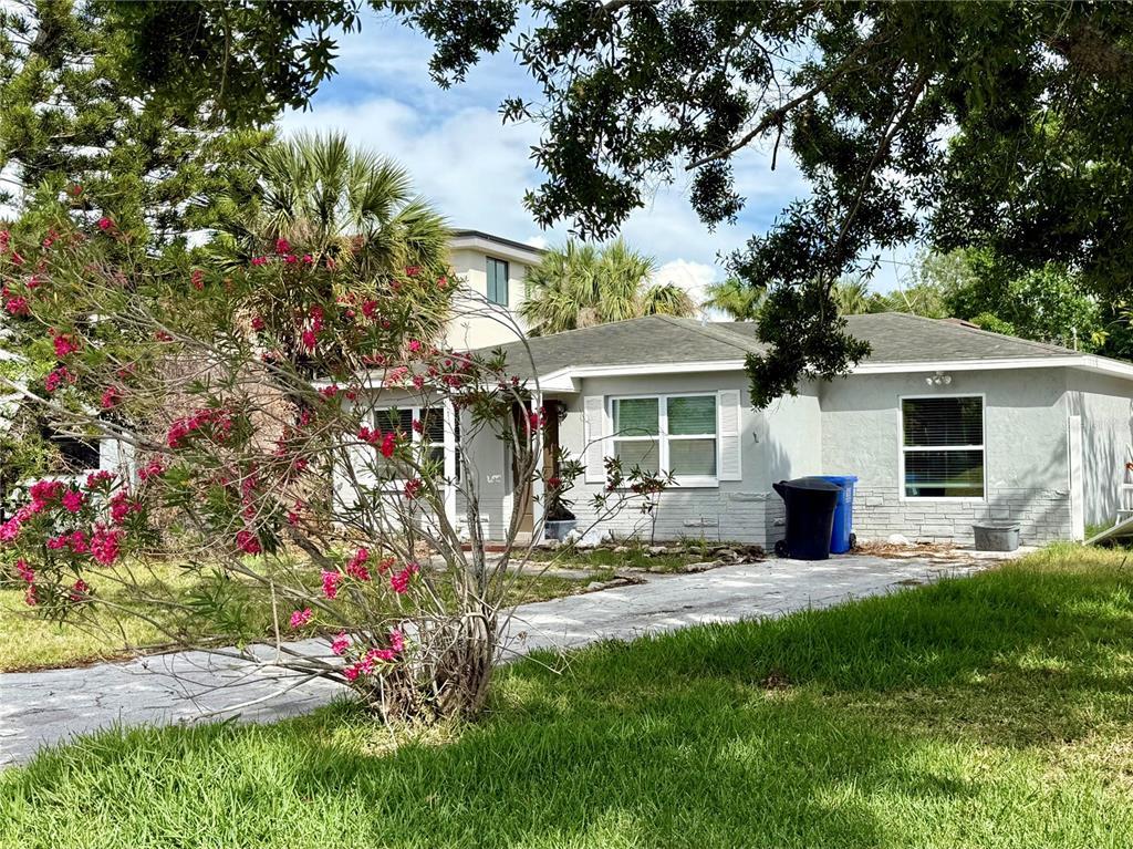 Picture of 1910 New Hampshire Avenue Ne, St Petersburg, FL 33703