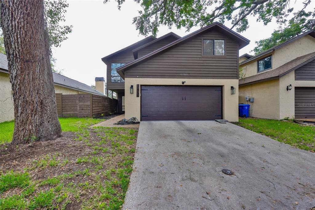 Picture of 13703 Sweetwater Cove Place, Tampa, FL 33613