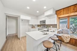 Picture of 3316 W Napoleon Avenue, Tampa, FL 33611
