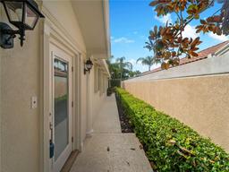 Picture of 7641 Quinto Drive, Sarasota, FL 34238