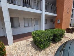 Picture of 2207 Sunset Drive Unit E5, Bradenton, FL 34207