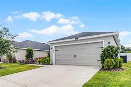 Picture of 1247 Mezzavalle Way, Auburndale, FL 33823
