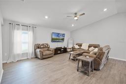 Picture of 1247 Mezzavalle Way, Auburndale, FL 33823