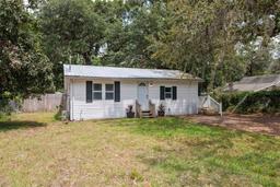 Picture of 4522 5Th Street, Zephyrhills, FL 33542