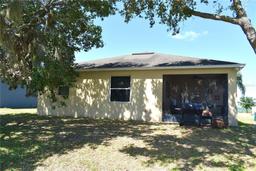 Picture of 1886 Van Gogh Drive, Auburndale, FL 33823
